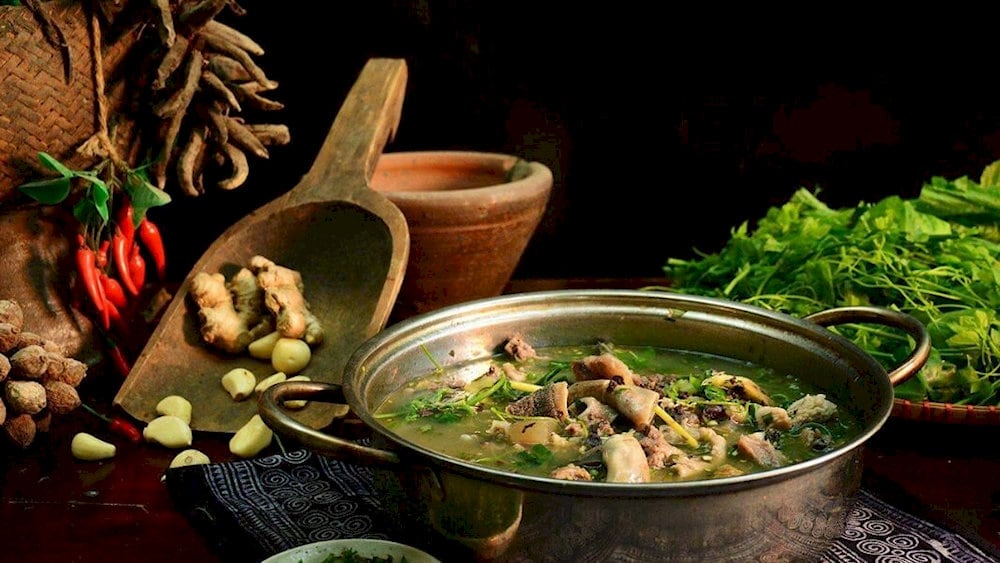 Try a pot of thang co once to experience the use of local ingredients and traditional cooking methods